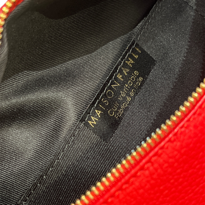 Banane Cuir Grainé Rouge