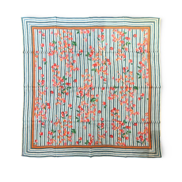 Carré Cerises Bleu