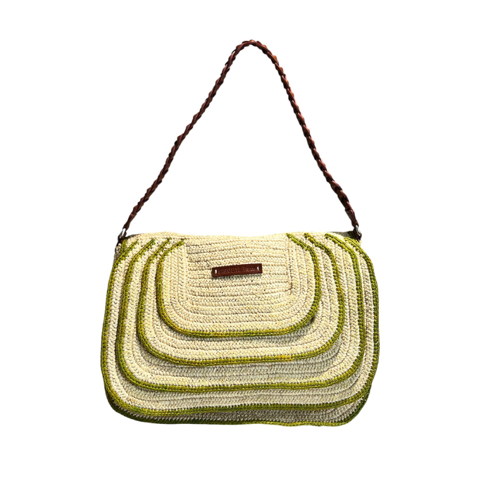 Sac tressé en rafia
