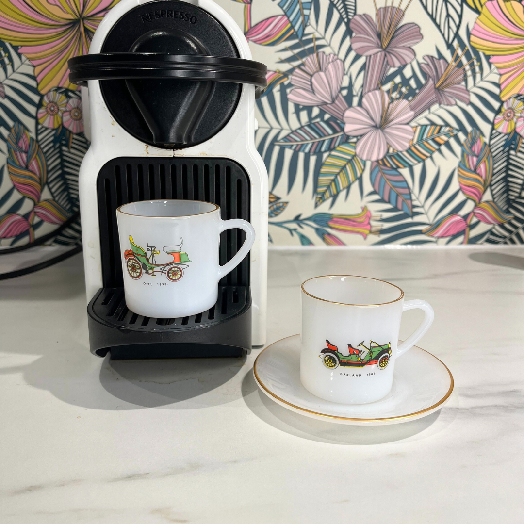 2 Vintage Cups Set 2