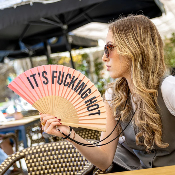 Eventail It's Fuc*ing Hot