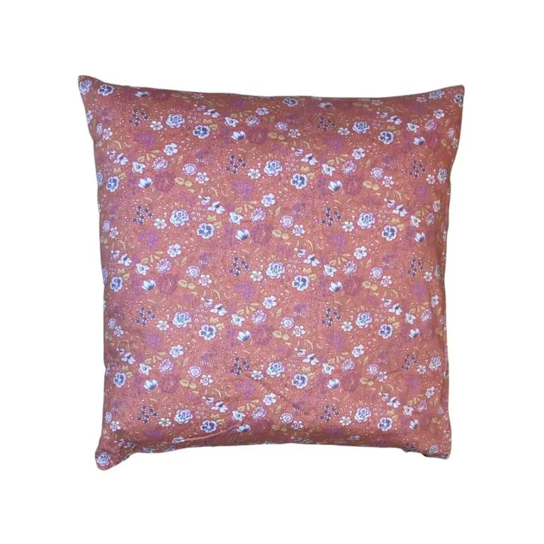 Housse de coussin fleurie rose